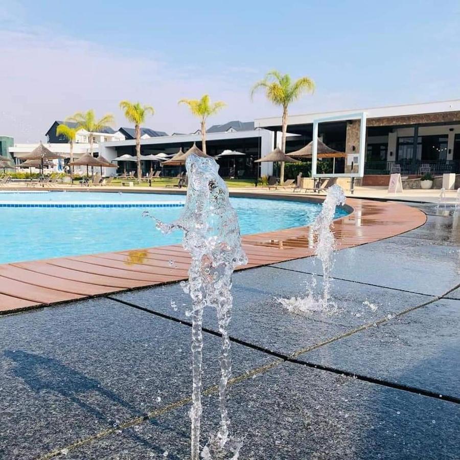 The Blyde Riverwalk Estate, Crystal Lagoon, Pretoria East מראה חיצוני תמונה
